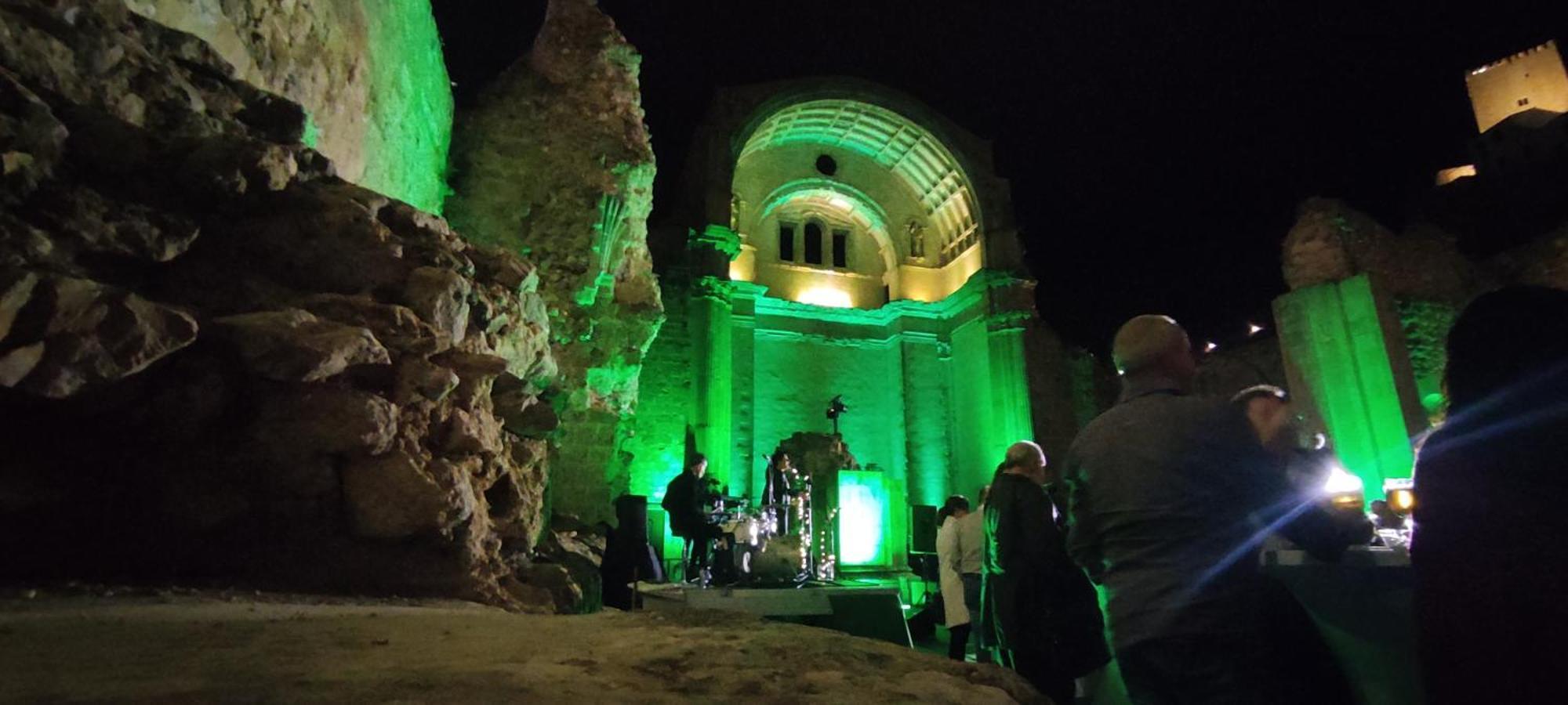קאסורלה Alojamientos Puerta Del Parque מראה חיצוני תמונה